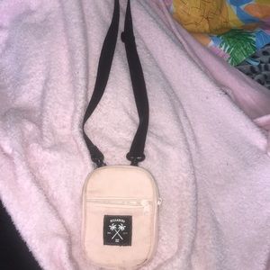 billabong satchel 💗